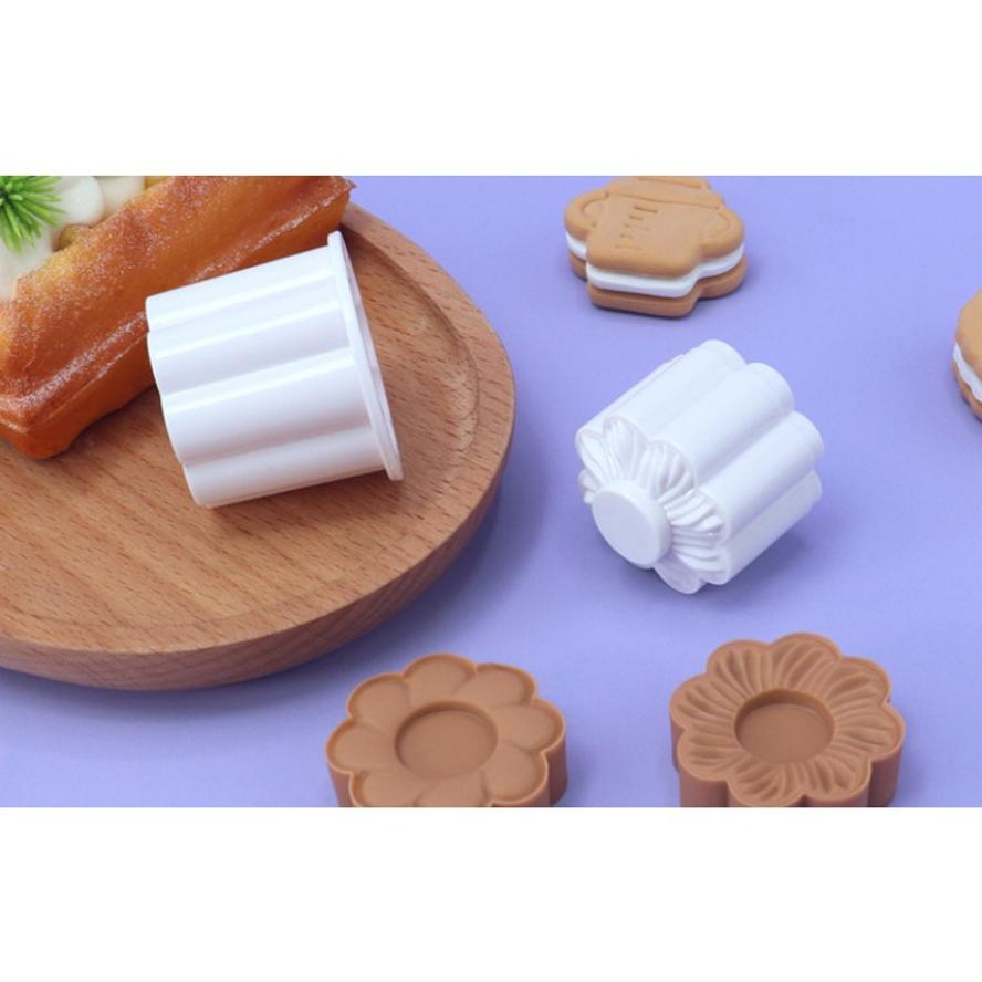 New Chocolate Sandwich Cookies Flowers Cookie Cutter Biscuit Mould Pressable Fondant Stamp New Year Cake Decor Baking Supplies
