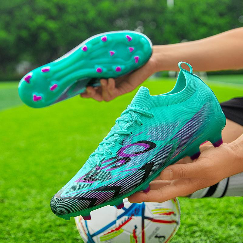 Football Shoes Men's AG Spikes Seamless Fly-woven Outdoor Football Shoes Youth Artificial Professional Training Shoes