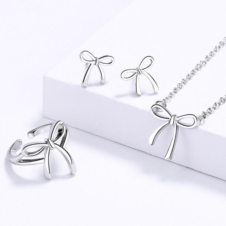 Bow Necklace Simple Cute Sweet Collarbone Chain Female Versatile Girlfriend Birthday Gift