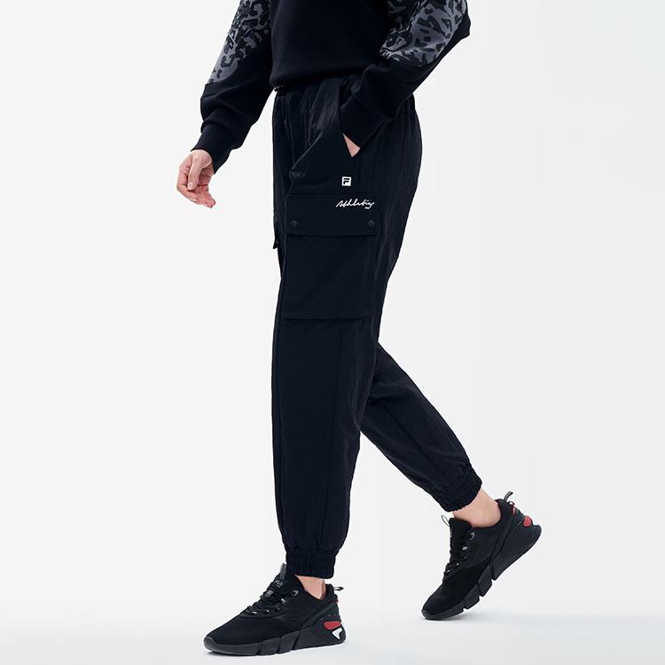 Fila Спортивные брюки-карго с боковыми карманами, сужающиеся к низу, женские, глубокий черный A11W211802FBK