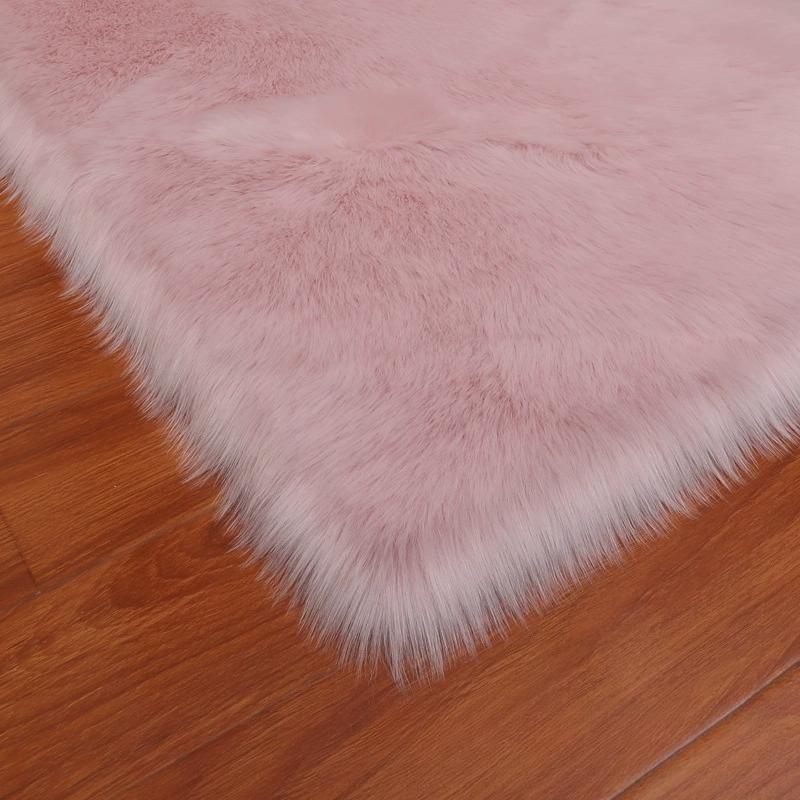 Plush Cloud Shaped Rug Soft White Carpet for Bedroom Living Room Coffee Table Decor