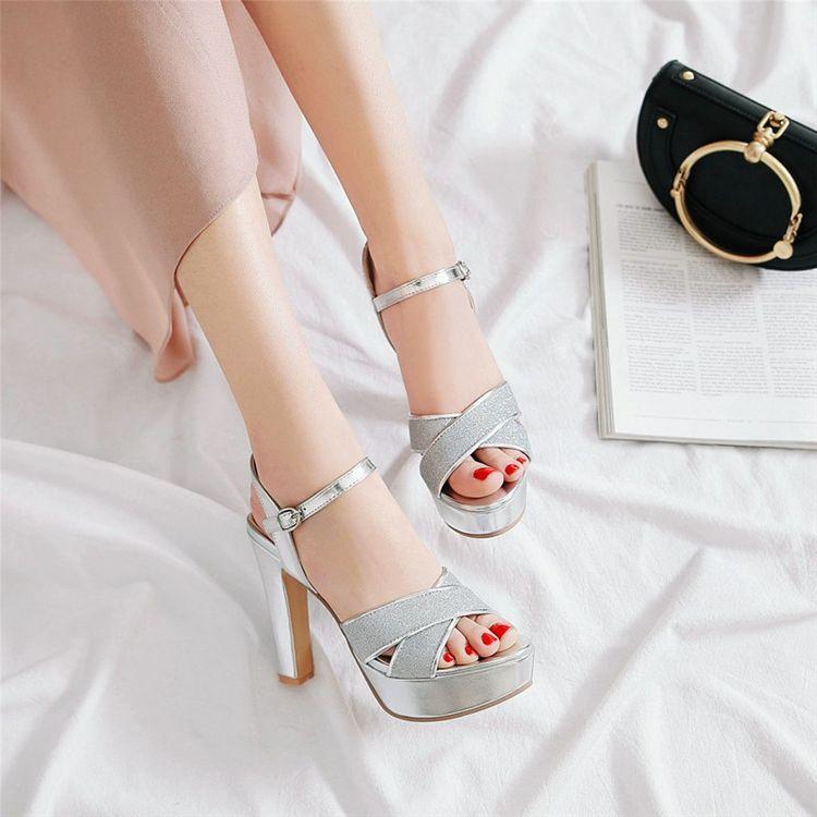 Женские босоножки на высоком каблуке, пикантные непромокаемые босоножки на платформе в европейском и американском стиле, босоножки с открытым носком на толстом каблуке, большая женская обувь
