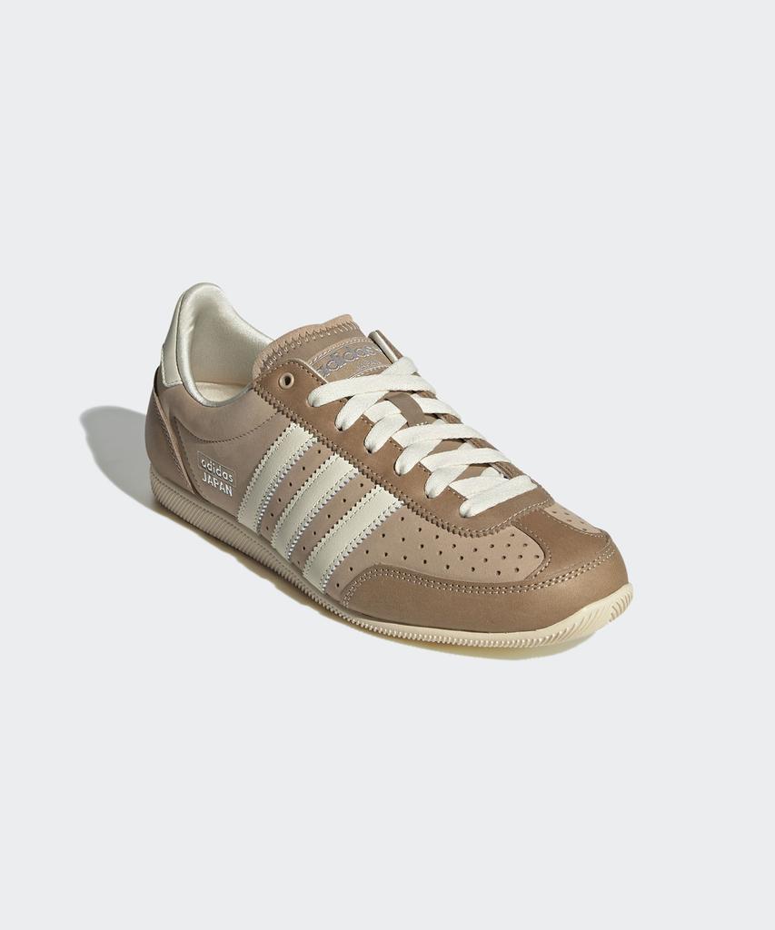 adidas Япония - Теплый песчаник / Js0253