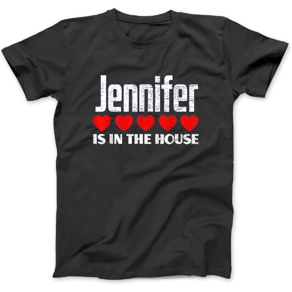 Дженнифер в The House Ретро Сердца Имя Дженнифер Футболка Свитшот Худи для Мужчин Женщин Детей Сделано в Канаде Черный