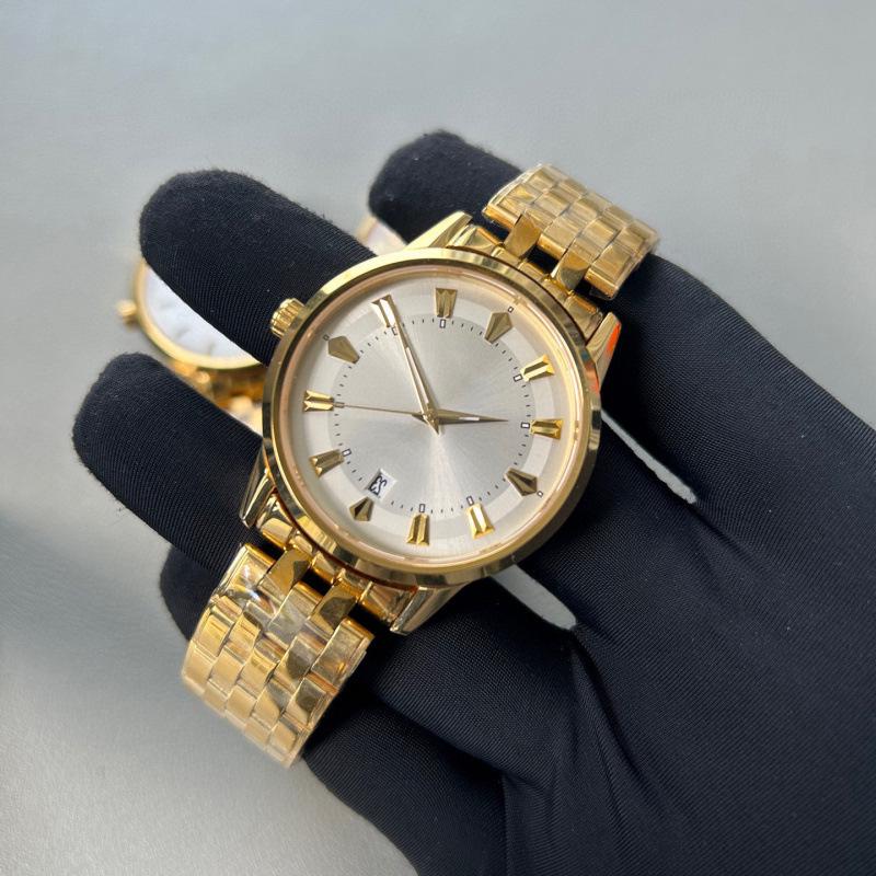 Langjia Retro Couple's Quartz Watches with Sapphire Glass and Interchangeable Steel and Leather Straps