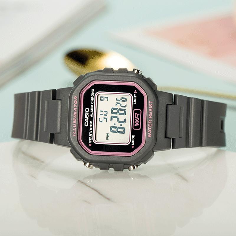 Casio Женские цифровые часы серии 34,5 мм Серые LA-20WH-8A LA-20WH-8A
