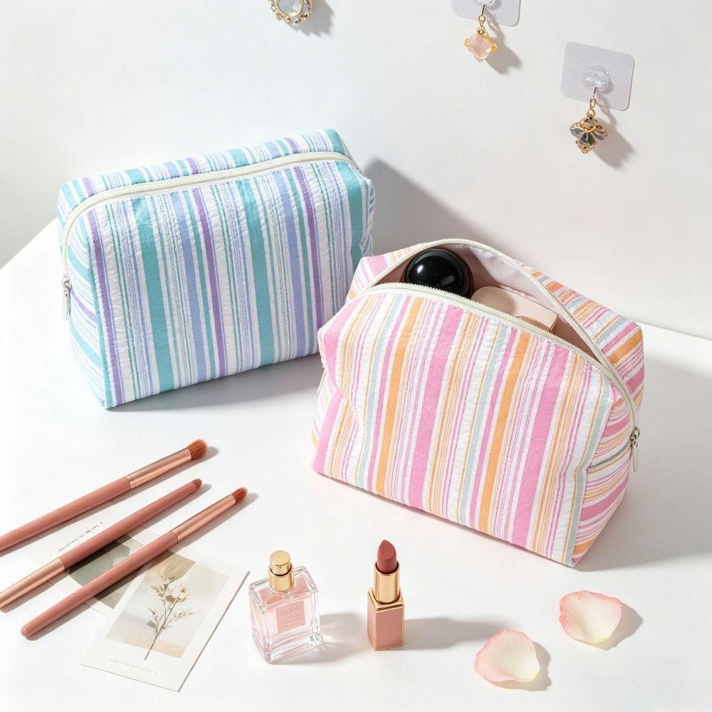 Striped Design Cosmetic Bag Lightweight Travel Skincare Bag Striped Makeup Pouch Girls