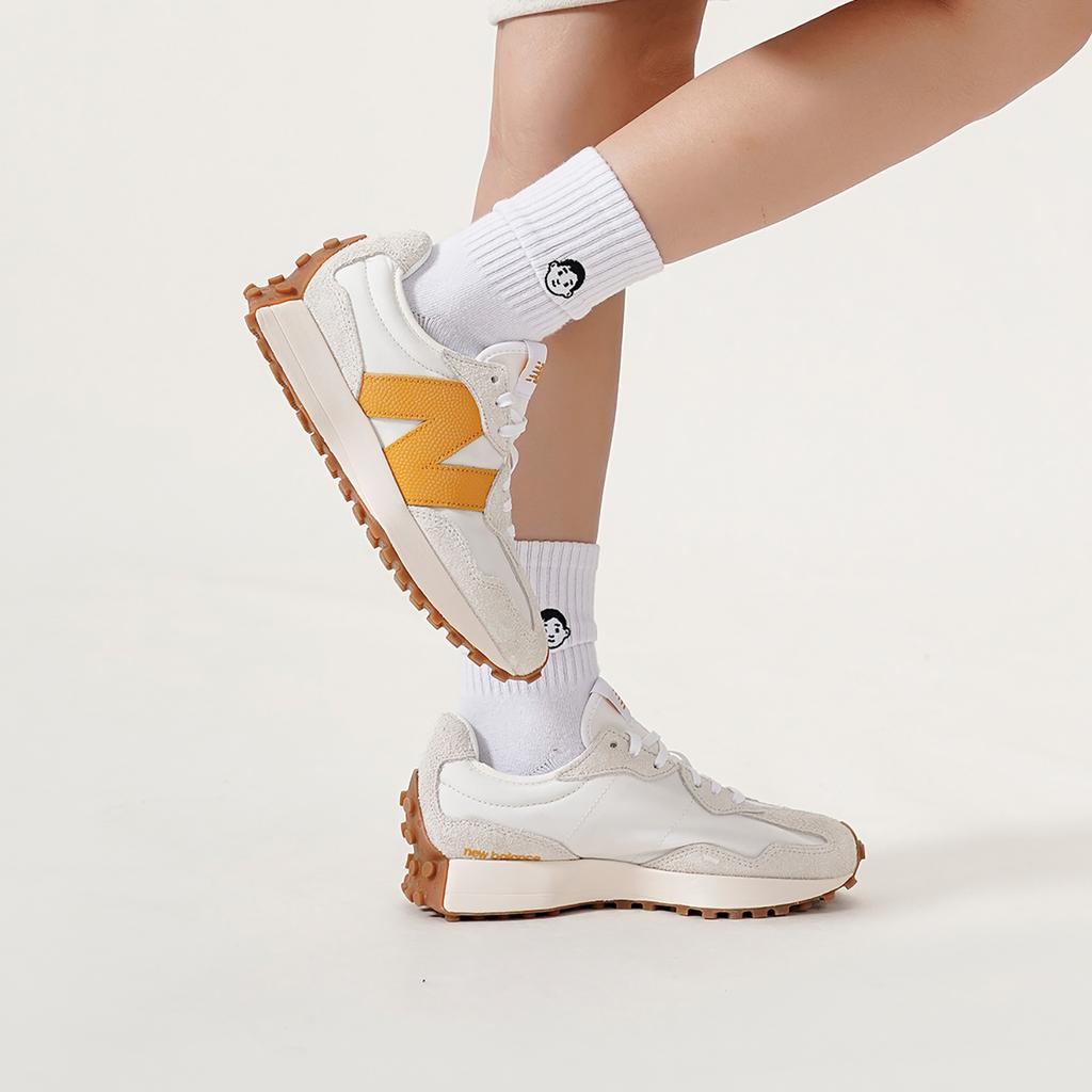 New Balance Женские кроссовки 327 'Sea Salt Golden Hour' WS327BY