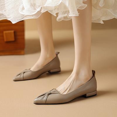 Мода 2025 Новые Винтажные Женские Туфли-лодочки на Низком Каблуке Ретро Натуральная Кожа Зрелый Острый Носок Офисная Леди Рабочие Весенне-летние Туфли Женские