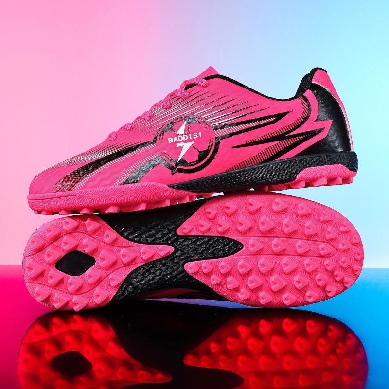 Wholesale new summer youth and children's training broken nails low-top football shoes source factory direct sales one piece hair