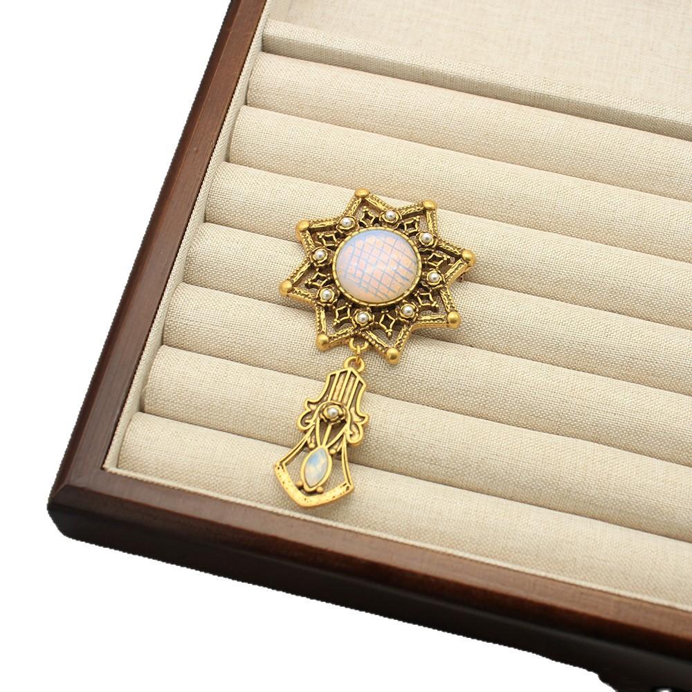 Medieval Jeanne Moonstone Pendant Brooch Simple Retro Premium Bust Opal Agate Stone