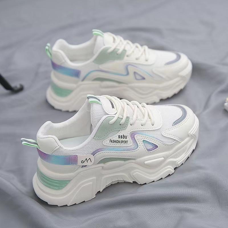 2024 Новые массивные кроссовки для женщин, модные сетчатые туфли на платформе для пап, повседневные кроссовки для ходьбы и увеличения роста, теннисные кроссовки для бега