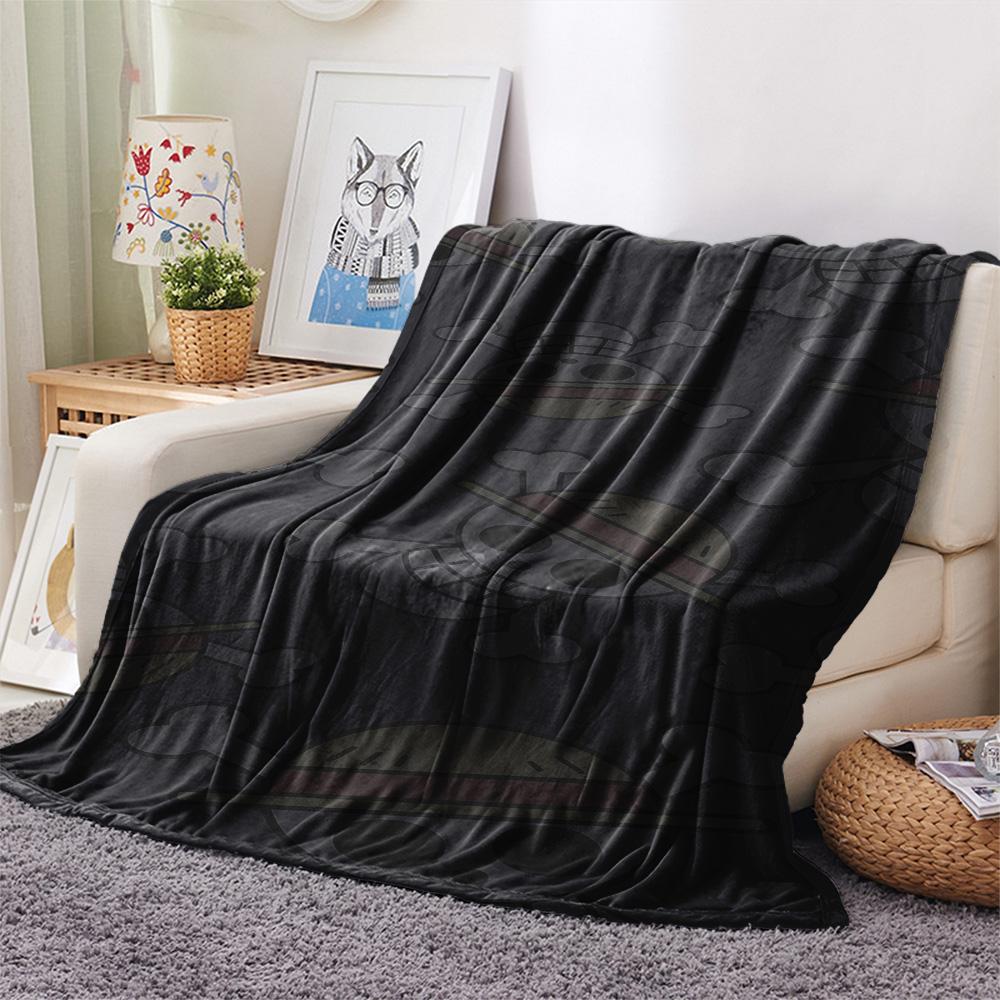 1PC One Piece Straw Hat Pirates Patterned Flannel Blanket Suitable For All Seasons For Home Decor Warmth And Comfort Gifts Holiday Present