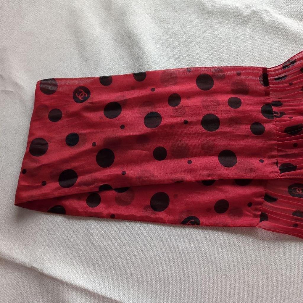 Used CHANEL Coco Mark Polka Dot Pleated Scarf Red