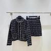 Шэньчжэнь Нанью Женское клетчатое пальто в студенческом стиле - Омолаживающий высококлассный модный комплект