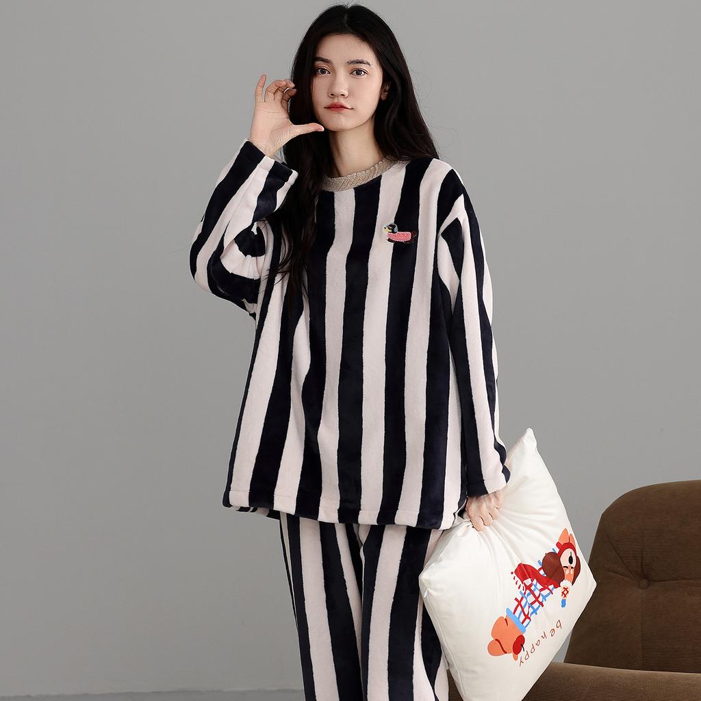 Pajamas Ladies Autumn And Winter Flannel Homewear Winter Coral Fleece Thickened Fleece Warm Striped Set