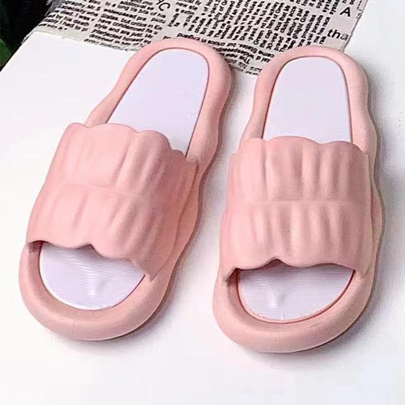 Женские тапочки, которые можно носить дома и принимать душ летом. Легкий, удобный и нескользящий. Студенческие тапочки одной линии