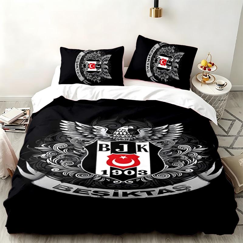 Комплект из 3 предметов Beşiktaş JK Идеально подходит для спальни Удобный комплект постельного белья включает пододеяльник и две наволочки Идеальный подарок на день рождения или Рождество