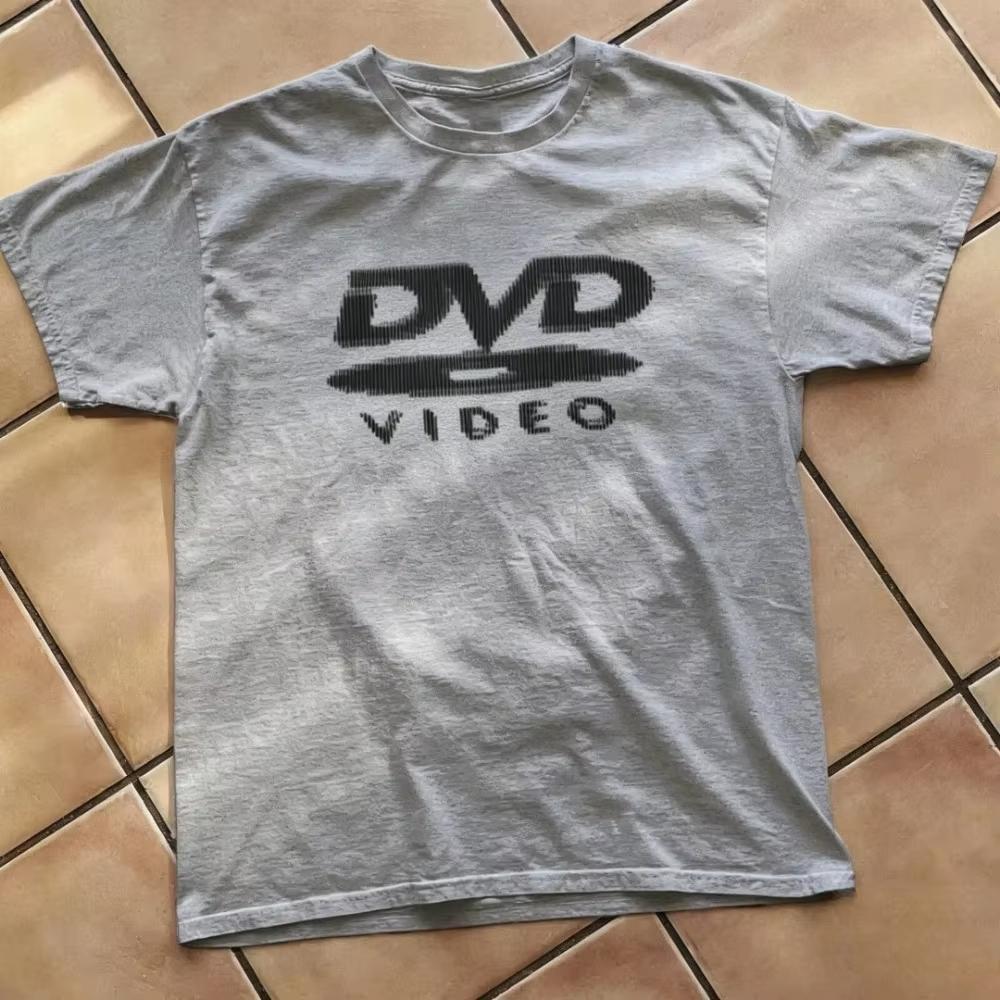 Смешная ретро-графика Логотип DVD VIDEO Печать Футболка Унисекс Одежда Женская Повседневная Уличный стиль Топ 2026 Лето Новая Футболка