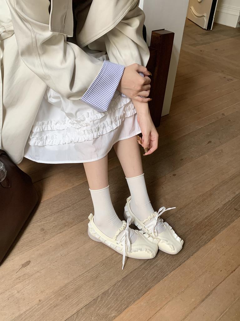 Korean version of silver ballet style thick-soled light-mouth bow single shoes women's 2025 new models with skirt temperament Mary Jane shoes