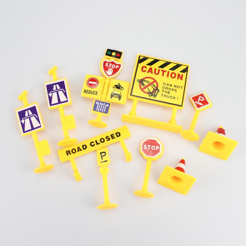 Набор для украшения торта в виде строительной техники и дорожных знаков