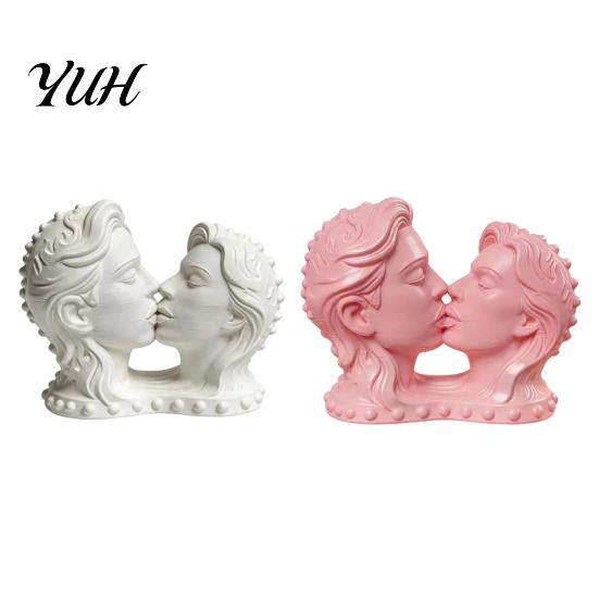 Sentimental Gift for Anniversary 3D Printed Couple Kissing Head Sculpture, White Modern Art Statue Sweet Love Symbol Living Room Bedroom, Minimalist