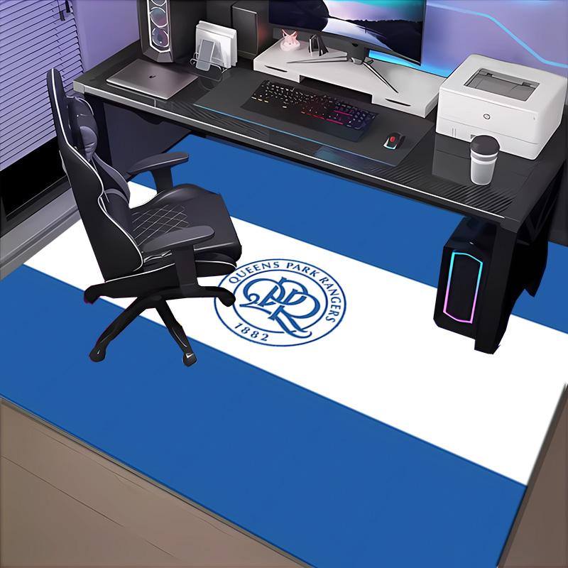 1PC Blue And White Queens Park Floor Mat for Living Room, Game Rooms, Office, Bedroom, Office Floor Mat Playful Design, Christmas fan gifts