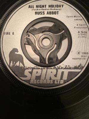 7-дюймовая пластинка RUSS ABBOT - All Night Holiday FIRE6 Spirit Records 1985 UK Pop Б/У