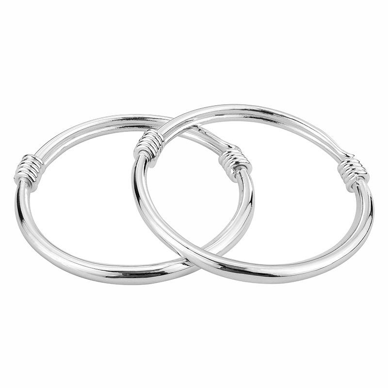 Plated twisted baby push-pull bracelet, solid smooth surface, children's wire-wrapped bracelet, gift item, direct sale