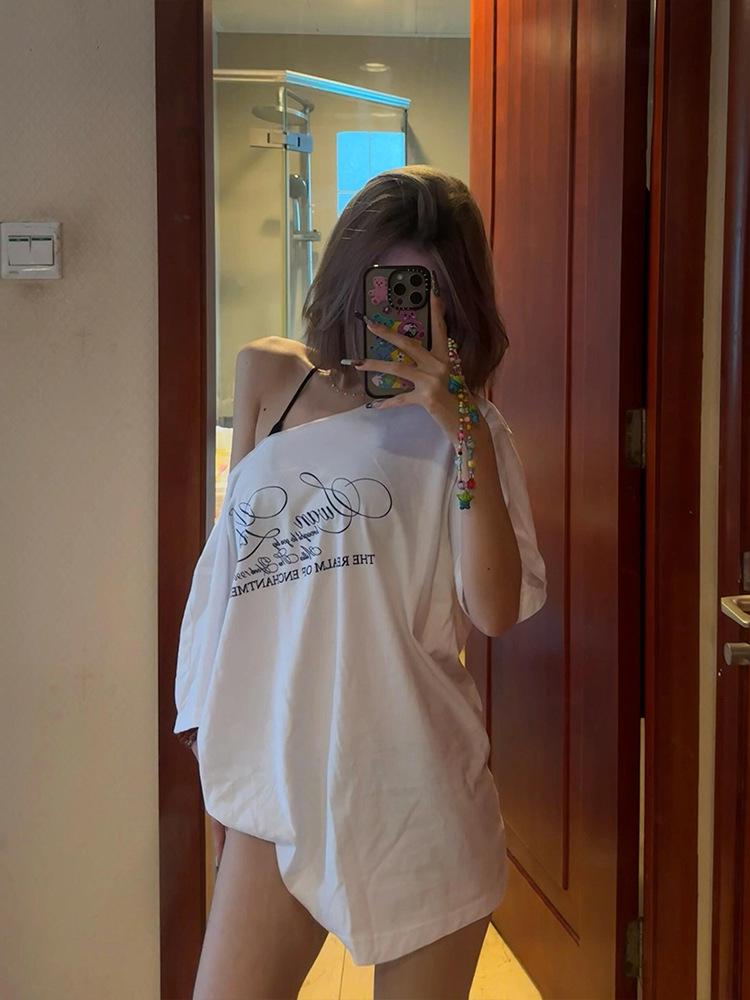 Повседневная женская белая футболка с открытым плечом и одним рукавом