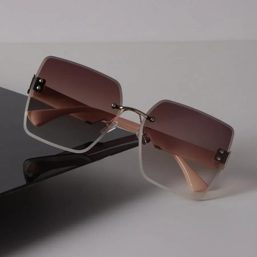 Fashion Sunglasses Women Men Square Mirror Clear Retro Eyewear Sexy Designer Brand Black Sun Glasses For Female Male