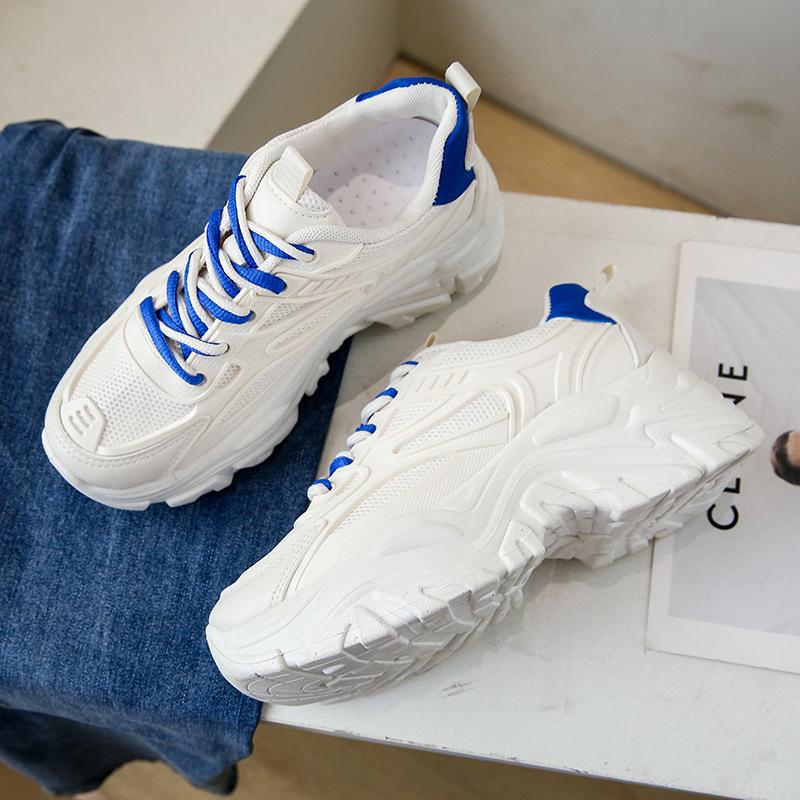 Сетчатые кроссовки-папа женские новые осенние дышащие инс прилив корейская версия универсальные спортивные и для отдыха на толстой подошве увеличивающие рост кроссовки для бега