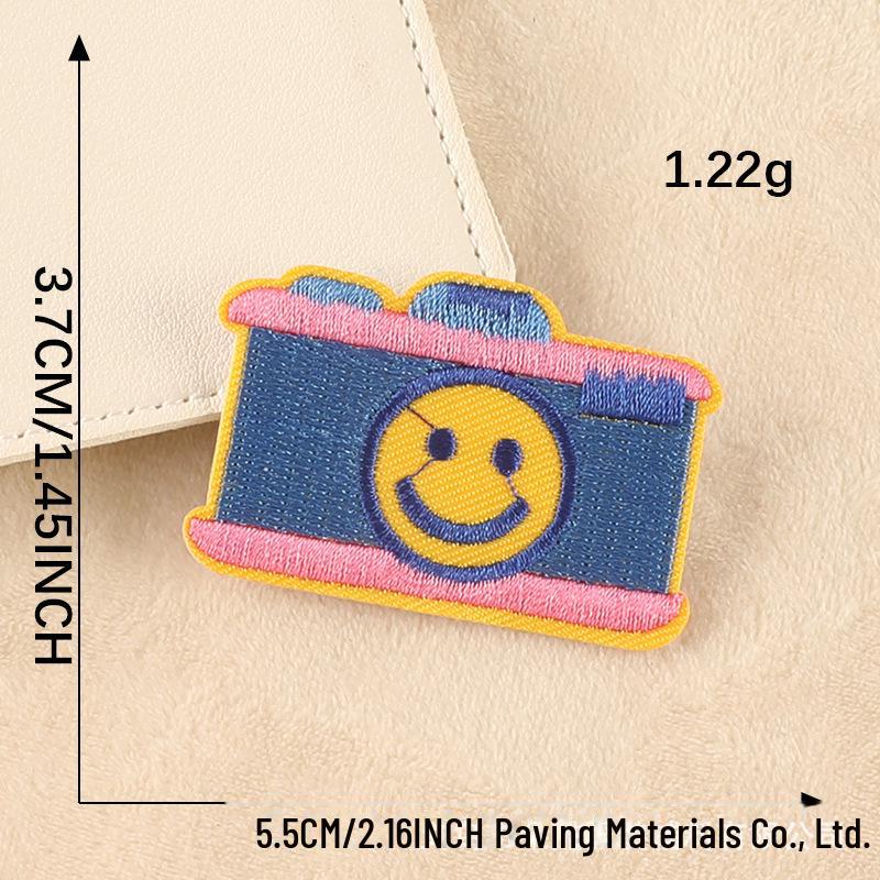 Вышитая нашивка на ткани с изображением мультфильма: Аксессуары для одежды, обуви и сумок своими руками