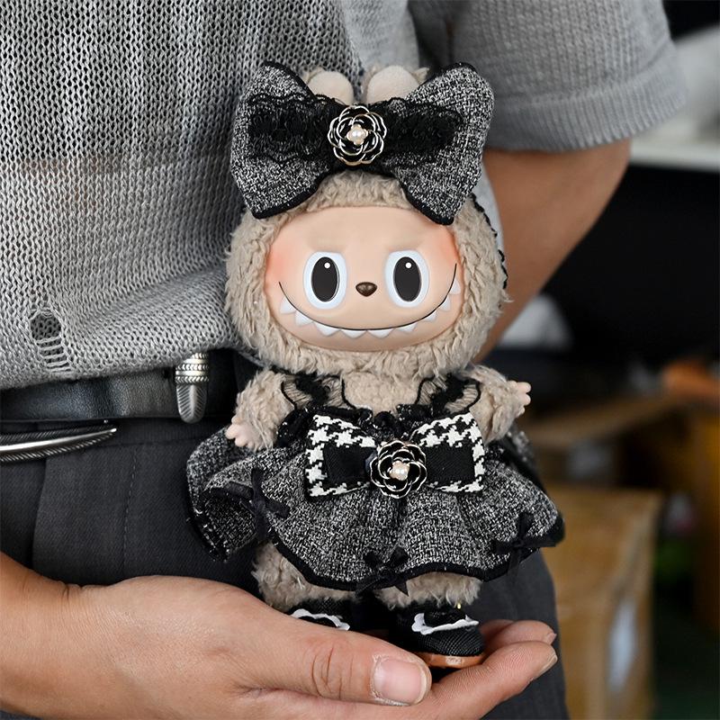 Labubu 17CM Doll Clothes Set: High-Quality Decorative Blind Box Pendant Outfit