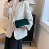 New tide Joker gold velvet chain small square bag rhombic embroidery line shoulder slung handbag