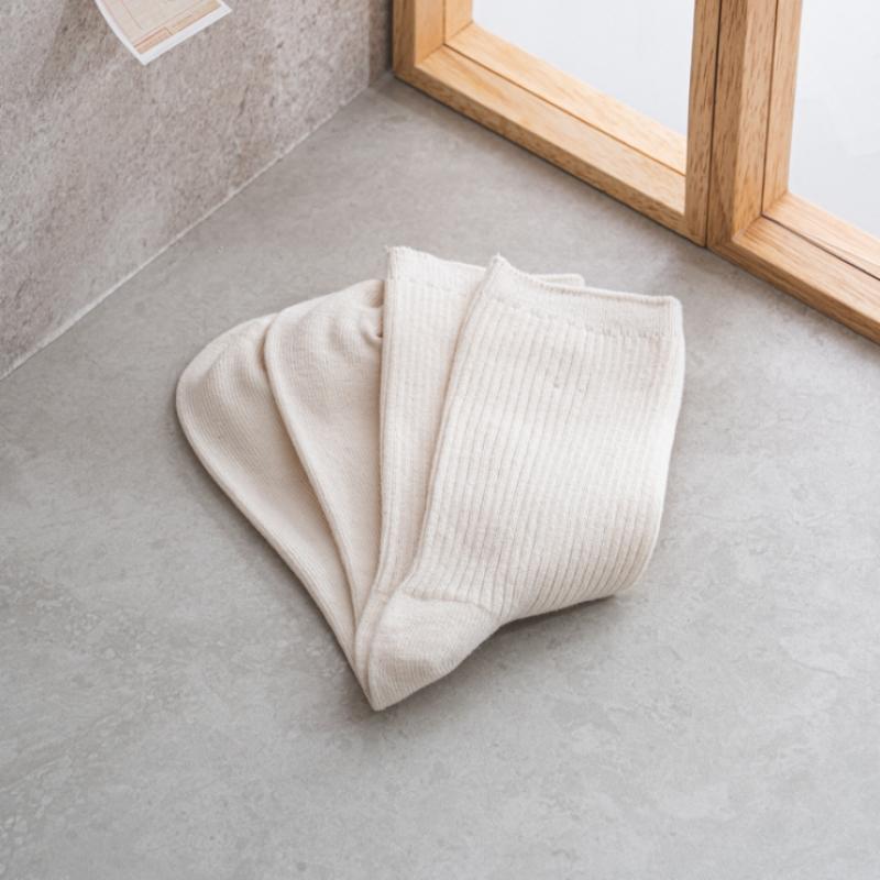 Monfoot женские носки с длинным воротом в рубчик цвета слоновой кости