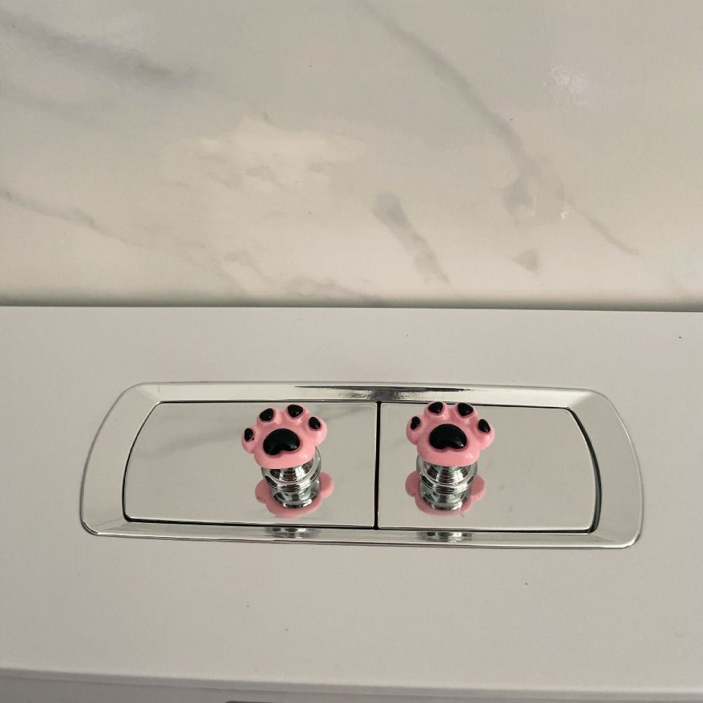 Милая кнопка смыва унитаза Портативная кнопка водяного бачка Помощь Модный туалетный пресс-переключатель Инструмент