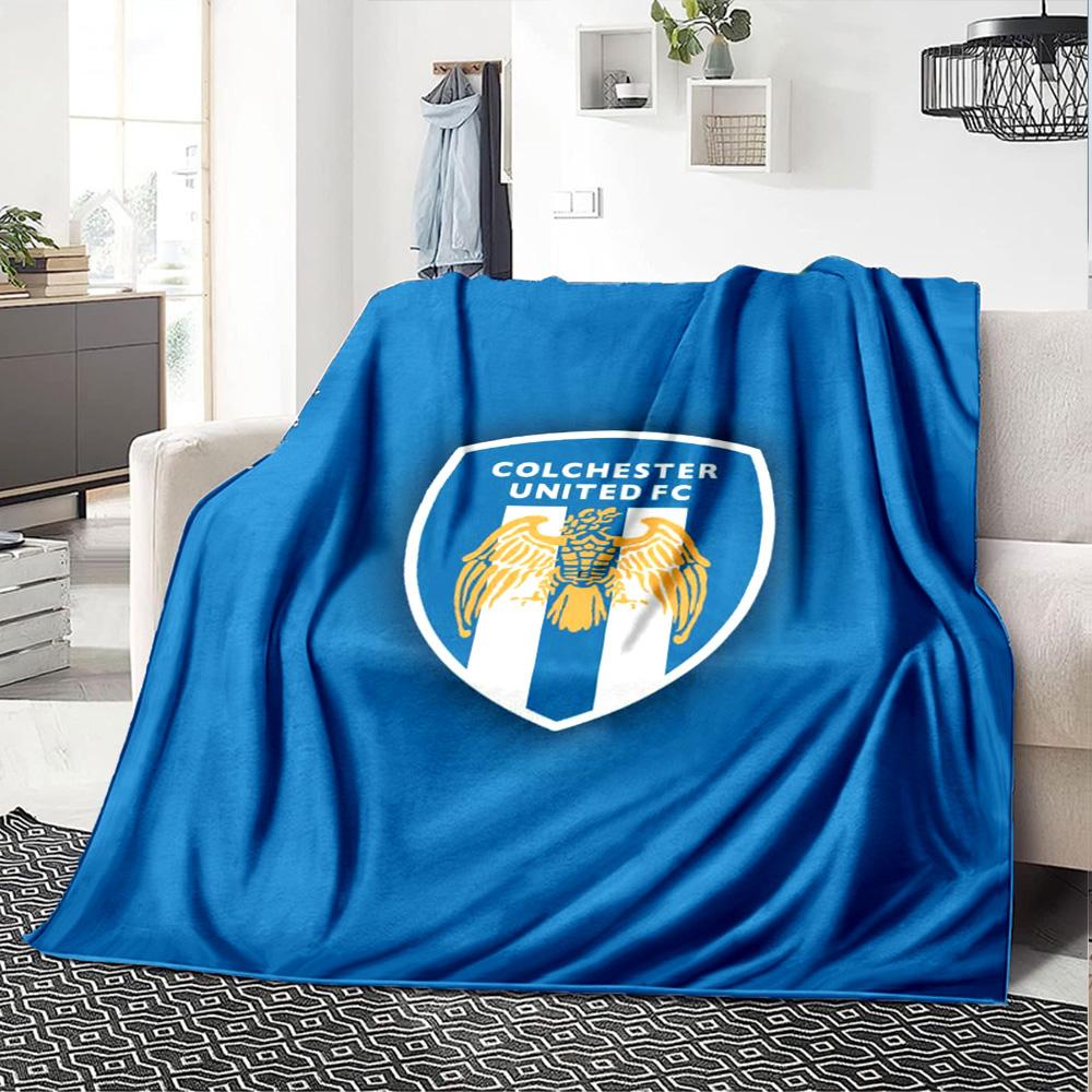 Colchester Utd FC Print Flannel Blanket High Quality Warm Comfortable Cover for All Seasons Perfect for Gifts Home Decor