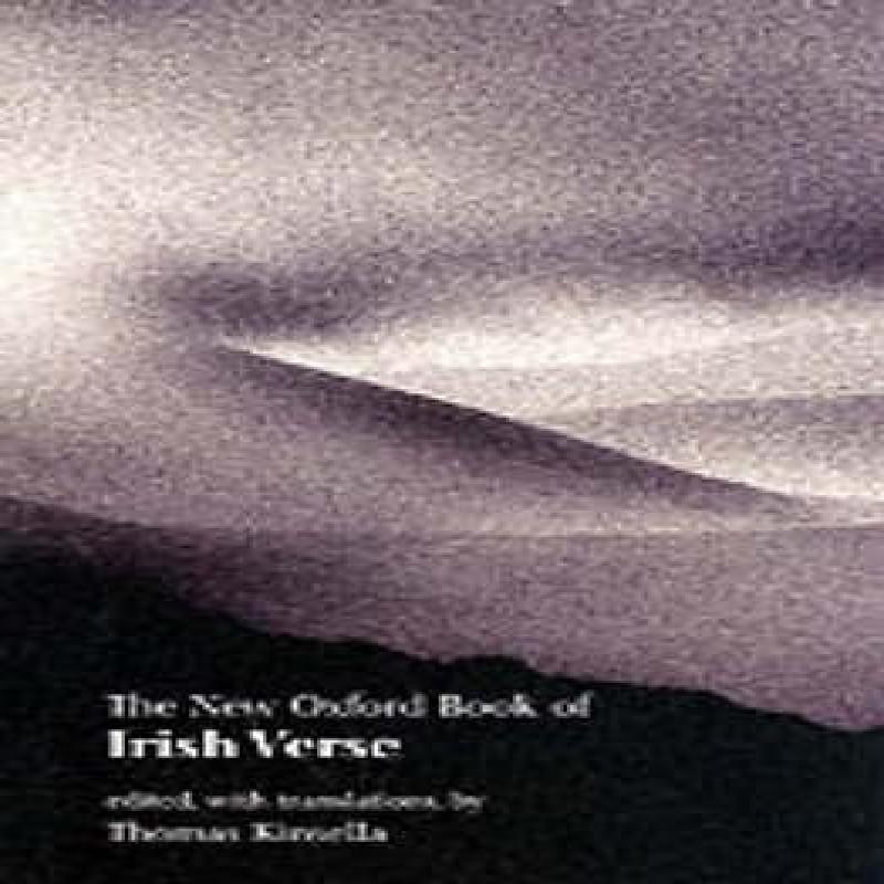 The New Oxford Book of Irish Verse Paperback Book 9780192801920