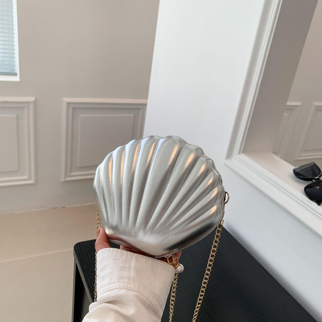 2025 New Spring Trend Chain Shoulder Messenger Bag Women's Foreign Style Striped Shell Bag Simple Casual Bag Women
