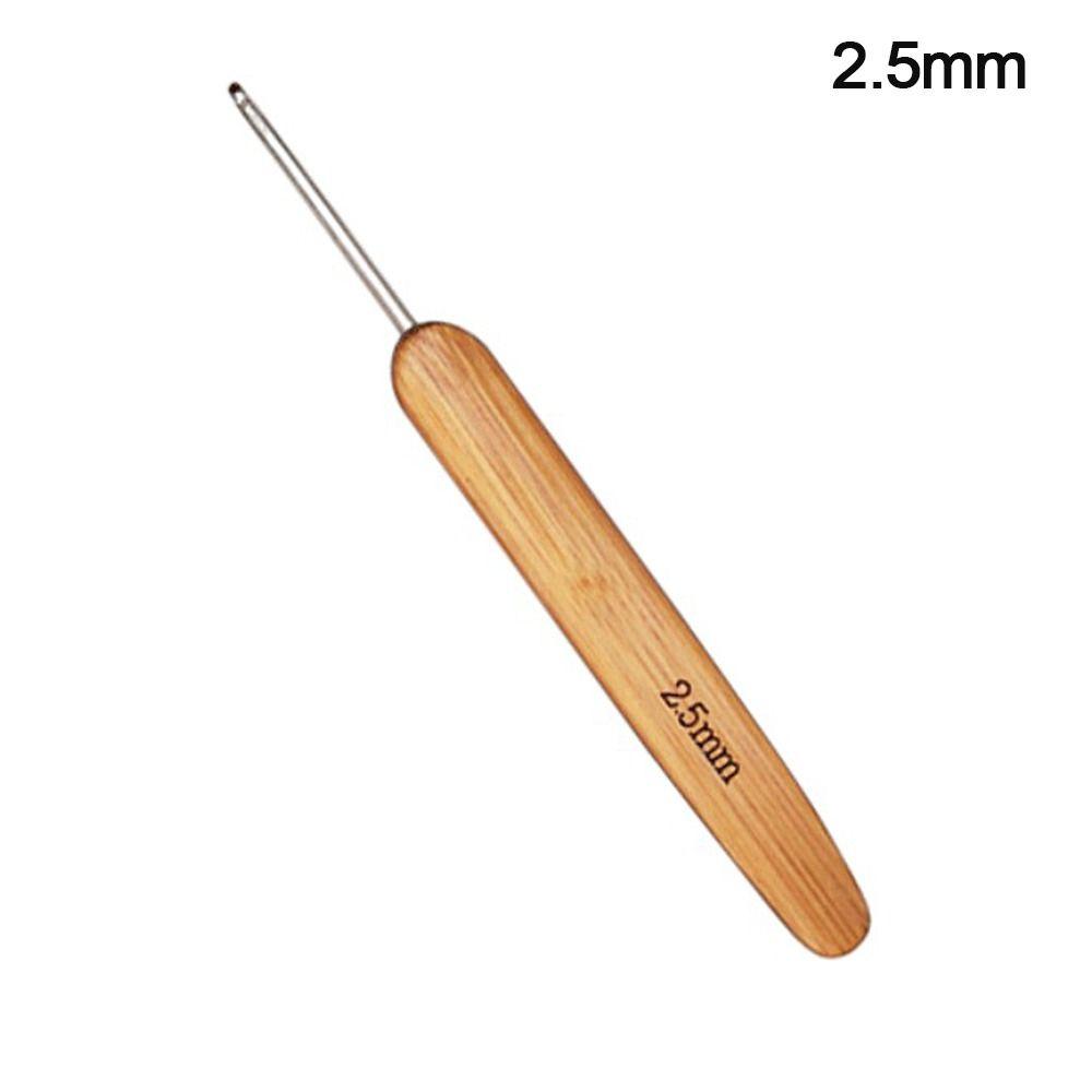 Small Size Crochet Hooks Bamboo Wooden Crocheting Needles Handicraft Crocheting Hooks Sweater