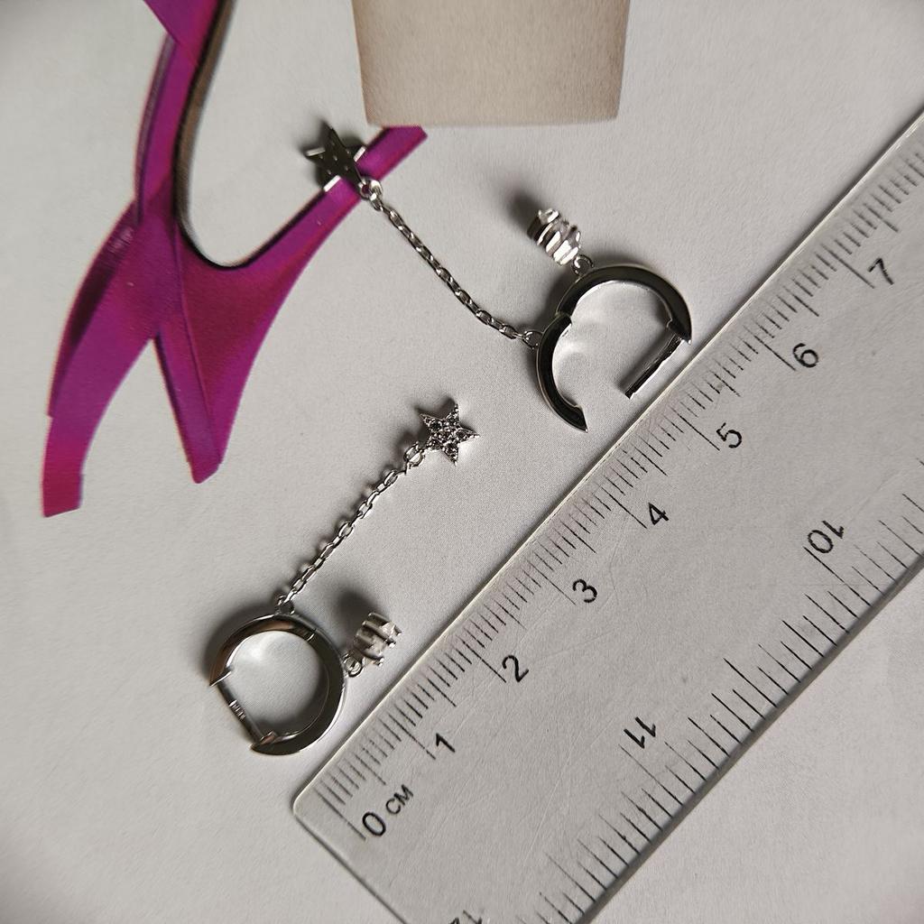 Серебряные серьги с фианитами (2180722)