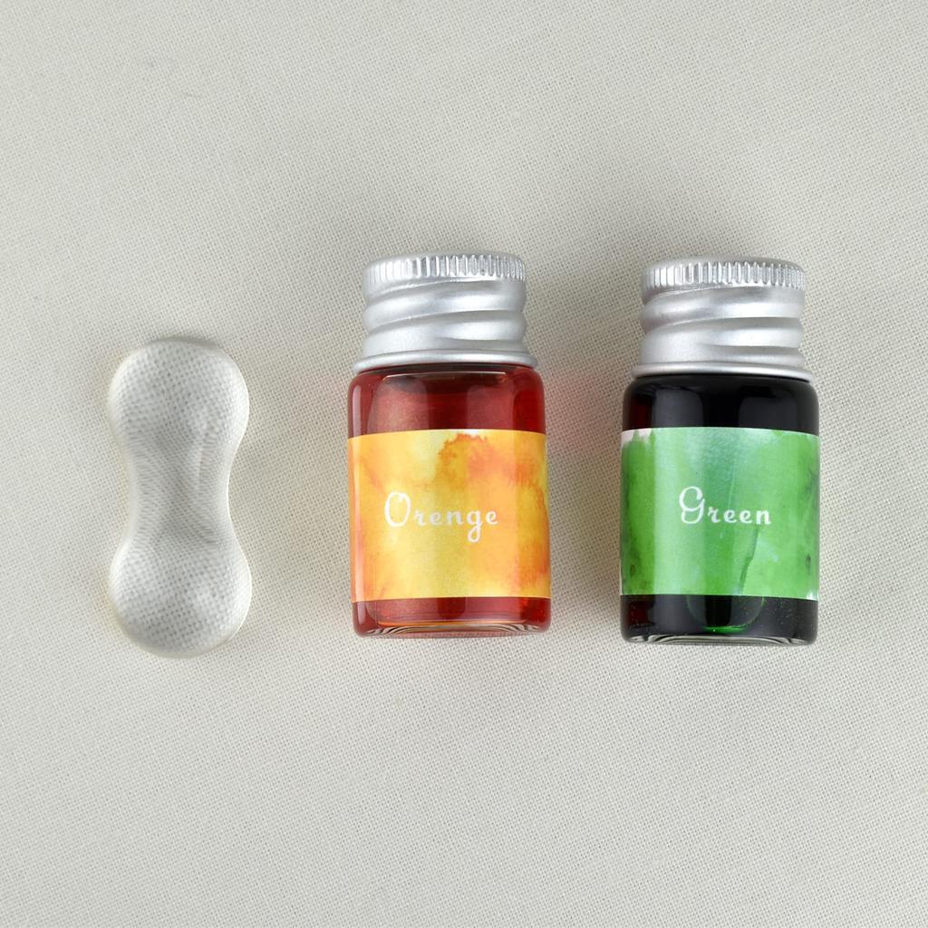 Fourcart Cute Handmade Glass Crafts [Glass Pen Twist] GR 2-Color (1 Green & 1 Orange) Set X 3