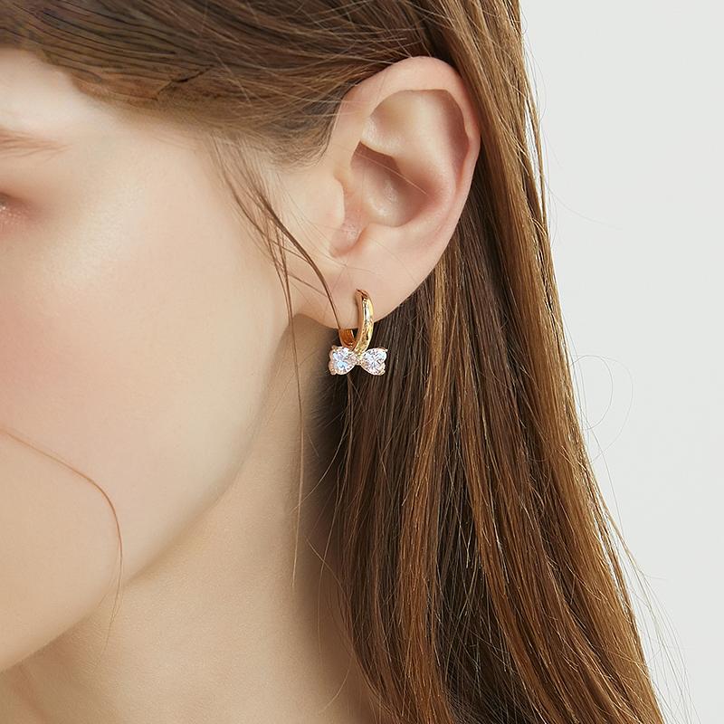 New Shiny Zircon Bow Earrings Copper Ear Button Fashion Jewelry for Woman Party Elegant Accessories Earrings