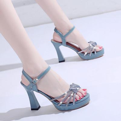 Мода Мода Босоножки с открытым носком на высоком каблуке Женские Летние Новые Однословная Пряжка со Стразами Высокий Каблук Шпилька Сексуальная Женская Обувь
