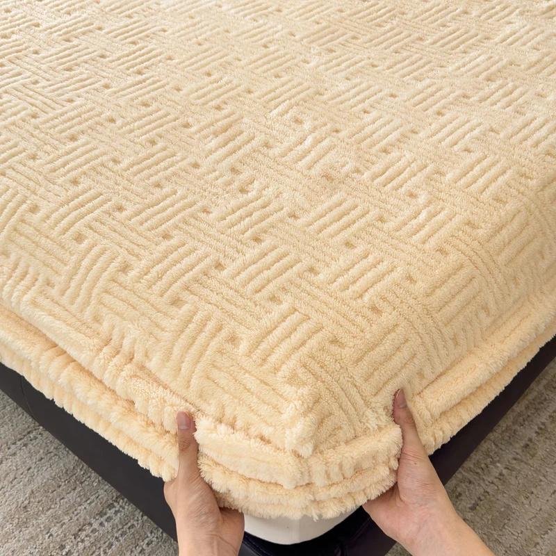 3 предмета Постельное белье Новое Хлопковый Флис Жаккард Осень Зима Шапка на кровать Приятное к коже и Теплое Молочный Вельвет Наматрасник с Растягивающимся Покрывалом