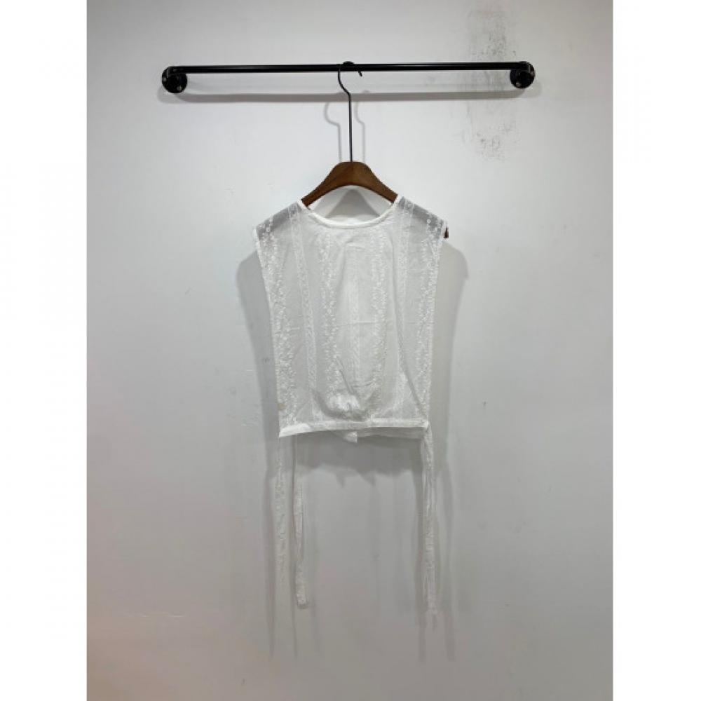 C S In The Room Free Kayo punChIng Embroidery Side Tie SleeveleSS blouSe 2Col