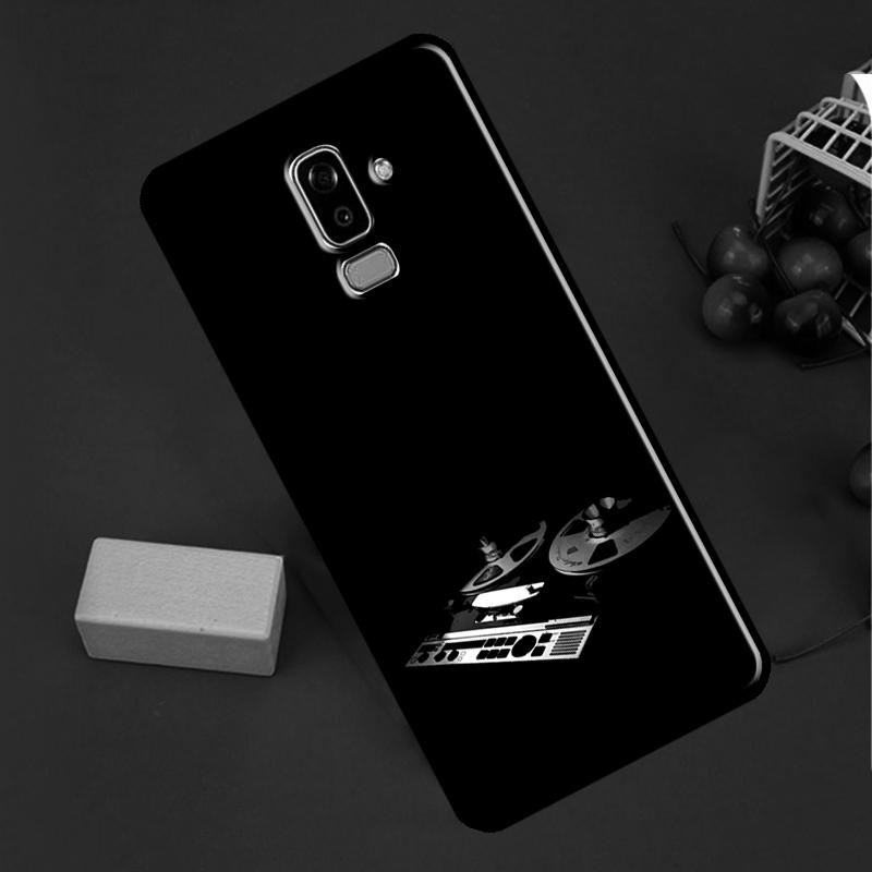 Винтажный катушечный магнитофон для Samsung Galaxy M14 M34 M54 M56 M36 M16 M31 M11 M13 M53 M12 M32 M52 M35 M55 M15 M06 Чехол