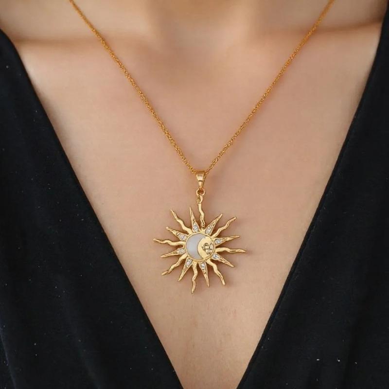 European American Style Sun Flower Pendant Necklace Trendy Zircon Stars Moon Necklace Fashion Collarbone Jewelry