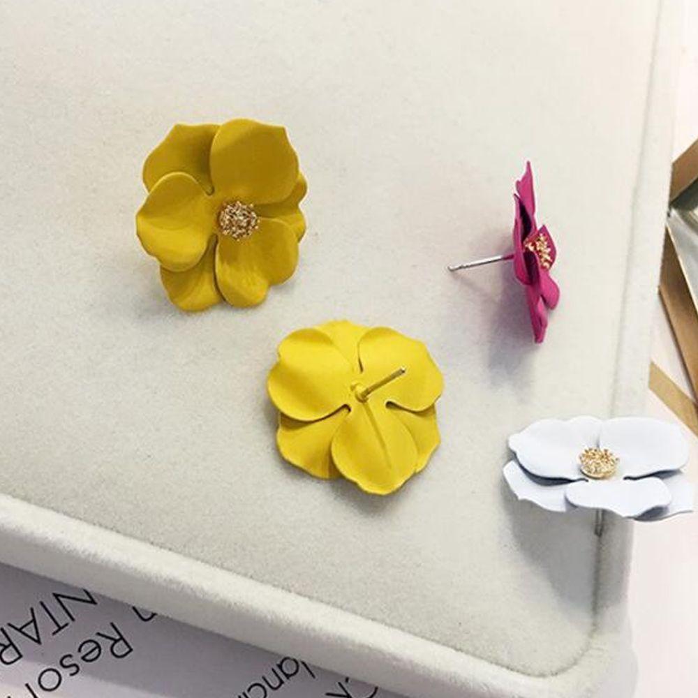 Classic Lovely Floral Flower Petal Girls Cute Jewelry Ear Studs Fashion Accessories Earrings